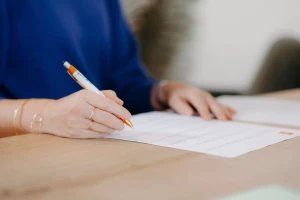 Accompagnement à la rédaction de CV lors d’une séance de coaching professionnel